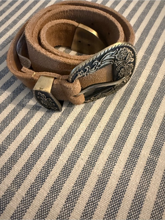 Free People Accessories - Free People Suede Tan Belt with Ornate Silver Buckle (size small)